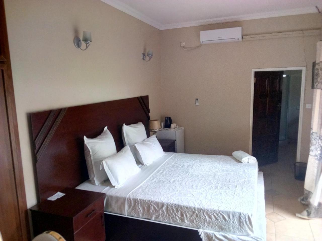 Zenith Lodge Lusaka Zewnętrze zdjęcie