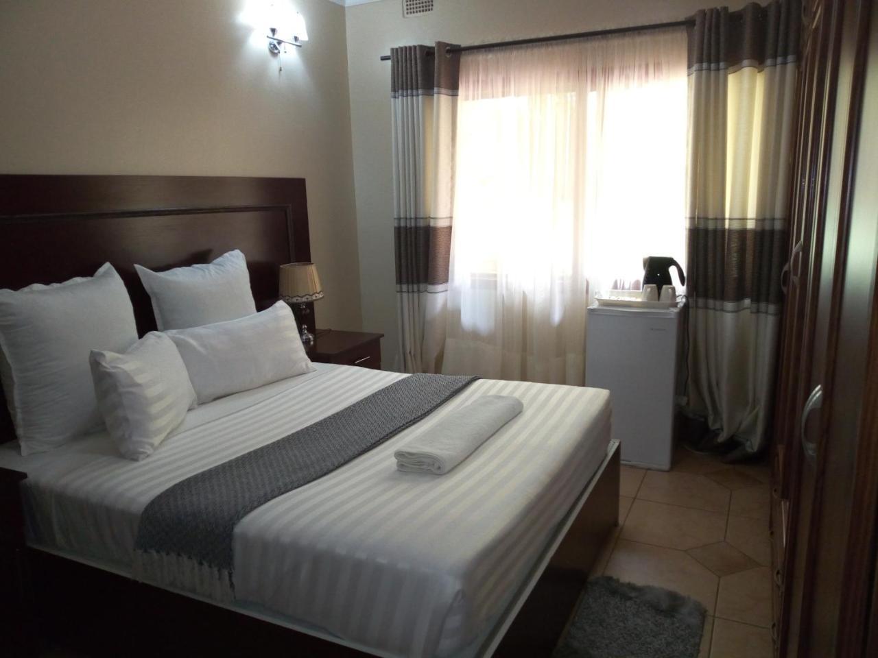 Zenith Lodge Lusaka Zewnętrze zdjęcie